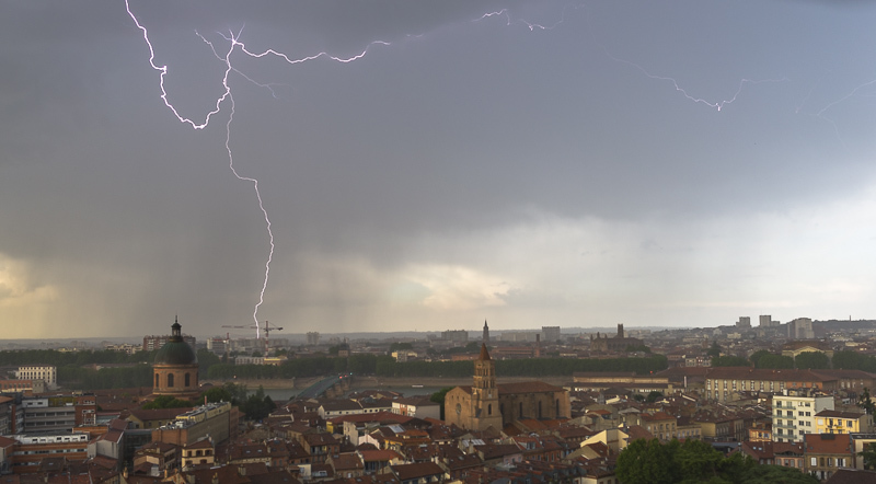 Toulouse - Impact de foudre le 17.06.2014