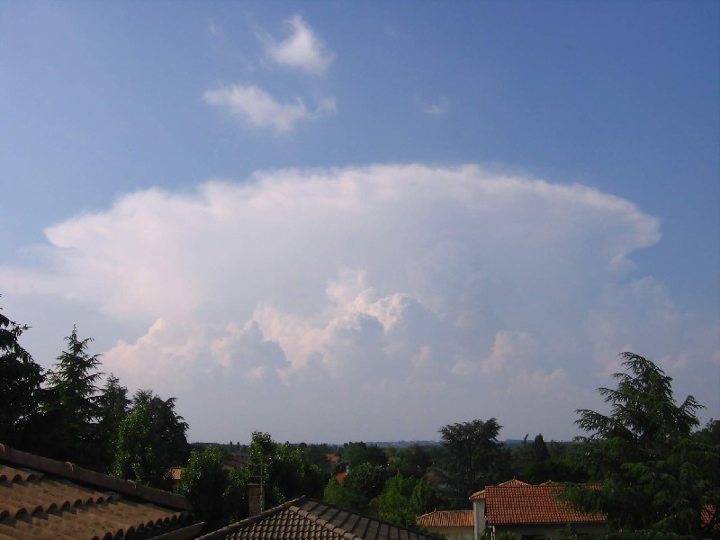 PhotoLive, la m&eacute;t&eacute;o en photos, en temps r&eacute;el.