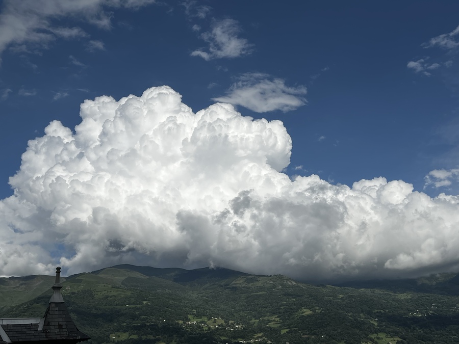 PhotoLive, la météo en photos, en temps réel.