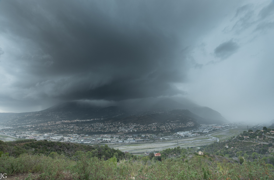 PhotoLive, la météo en photos, en temps réel.