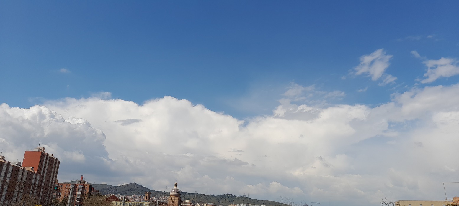 PhotoLive, la météo en photos, en temps réel.
